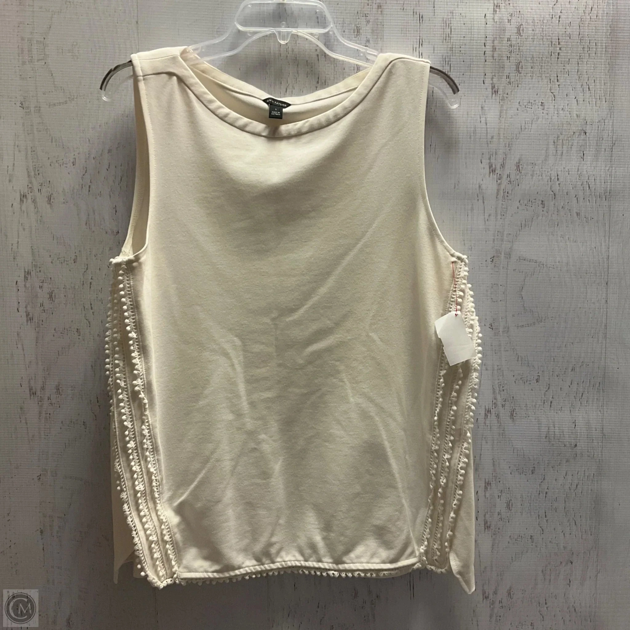 Blouse Sleeveless By Ann Taylor In White, Size: L