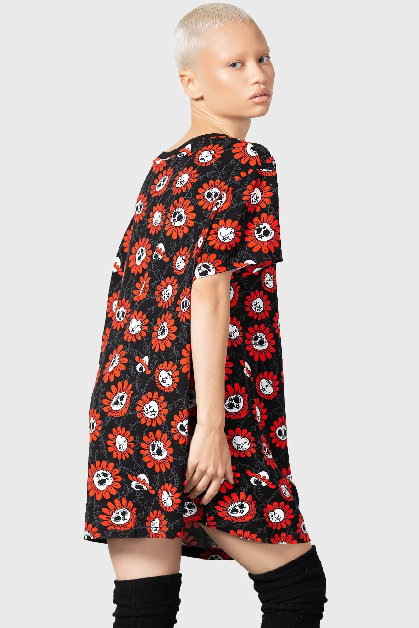 Gloomy Blossom Lounge Shirt - Resurrect