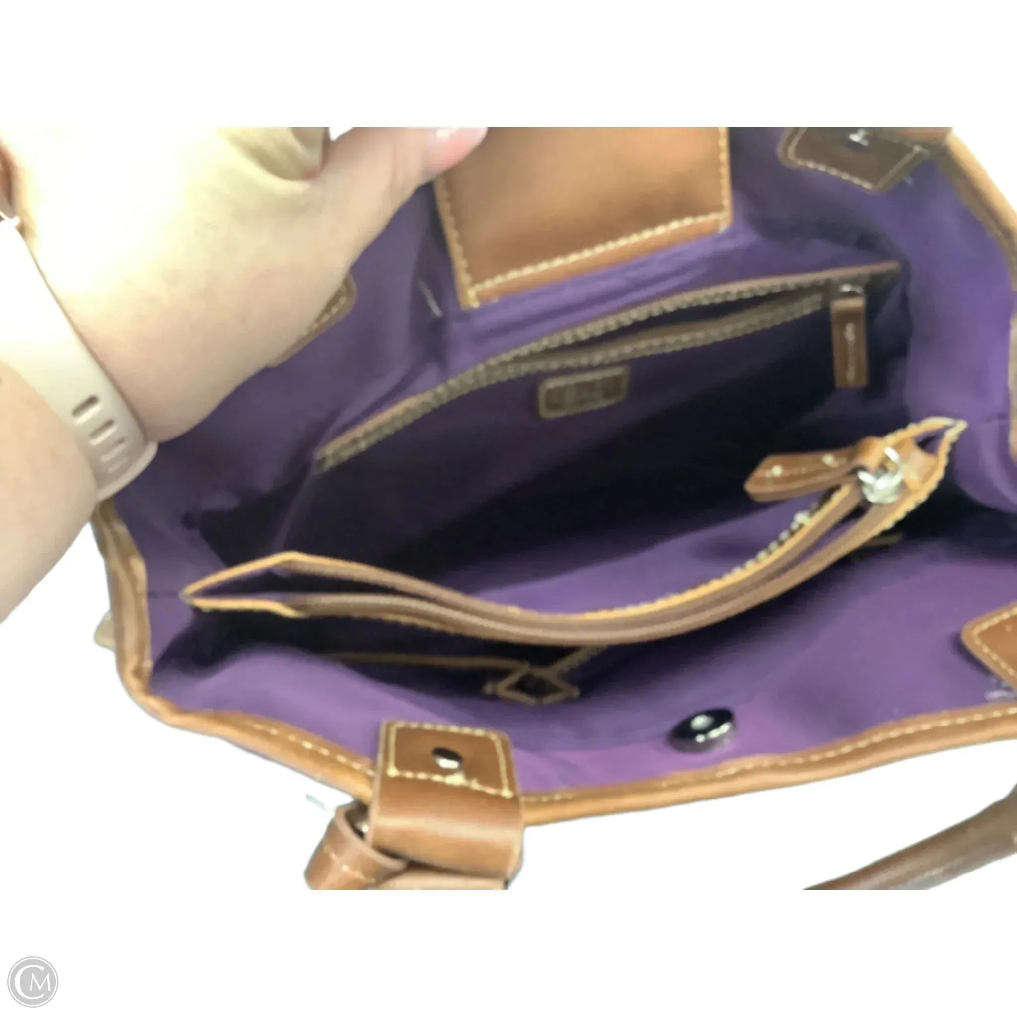 Handbag By Clothes Mentor, Size: Medium