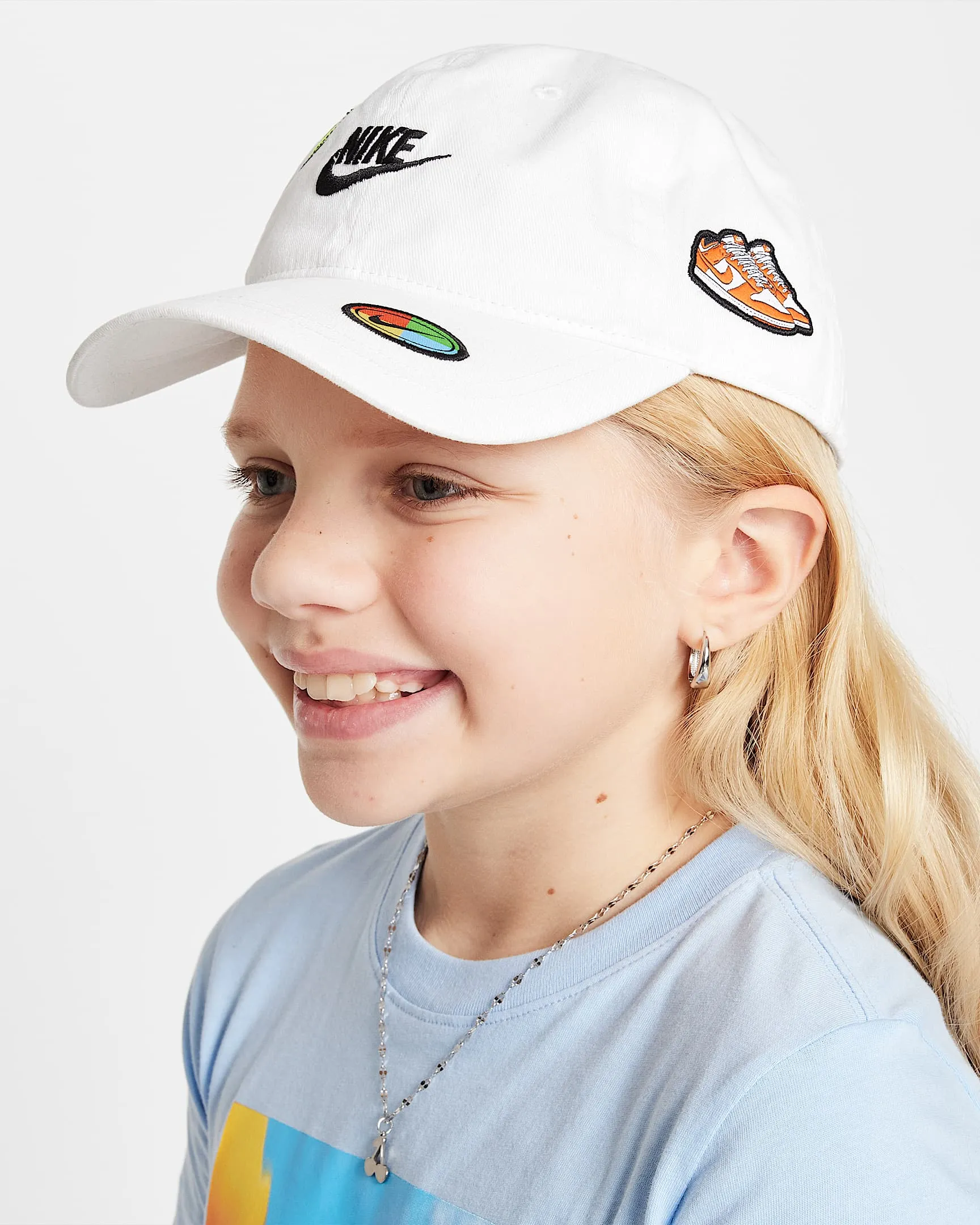 NIKE KID'S FUTURA CURVE WHITE CAP