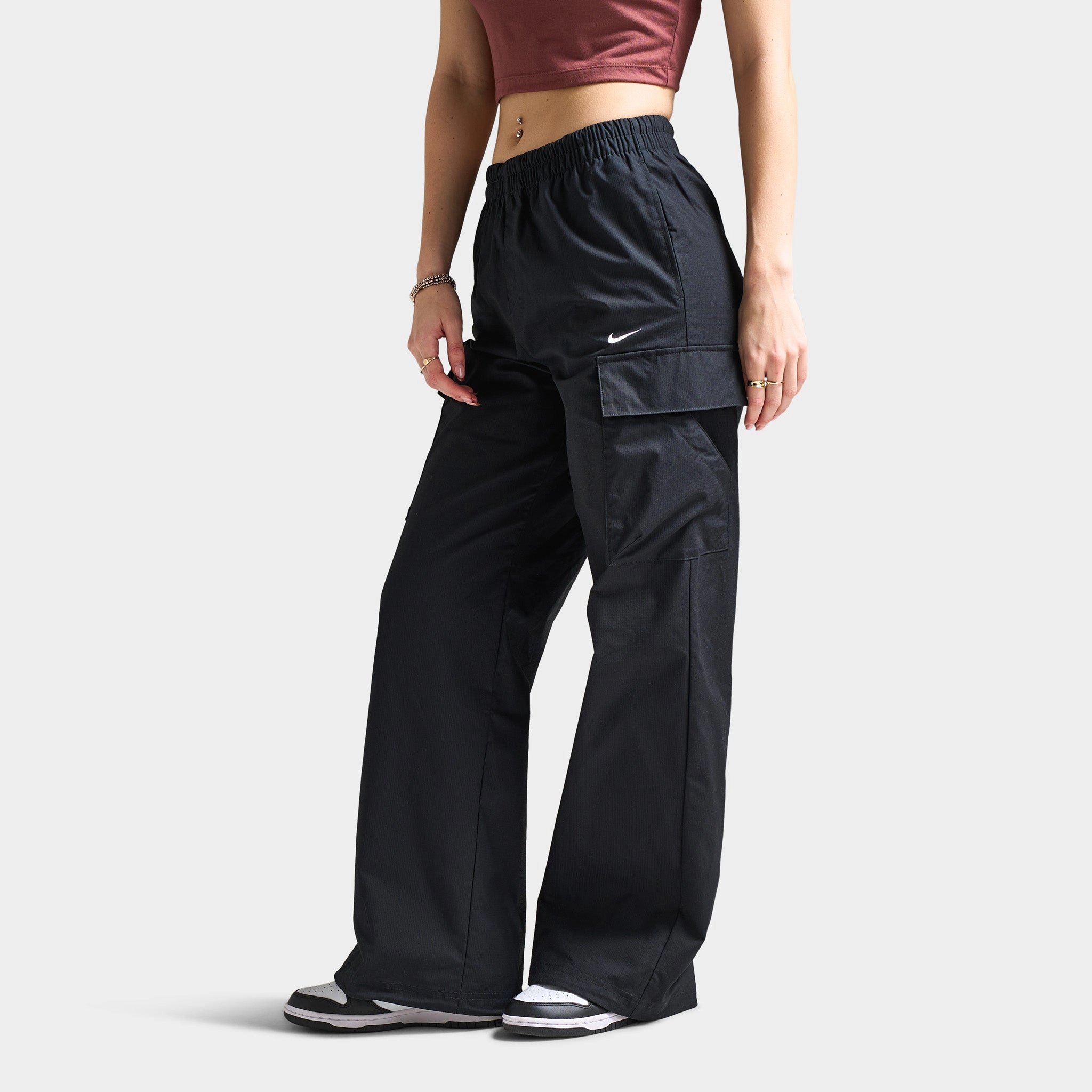 Nike Sportswear Women's Mid-Rise Cargo Pants Black / White
