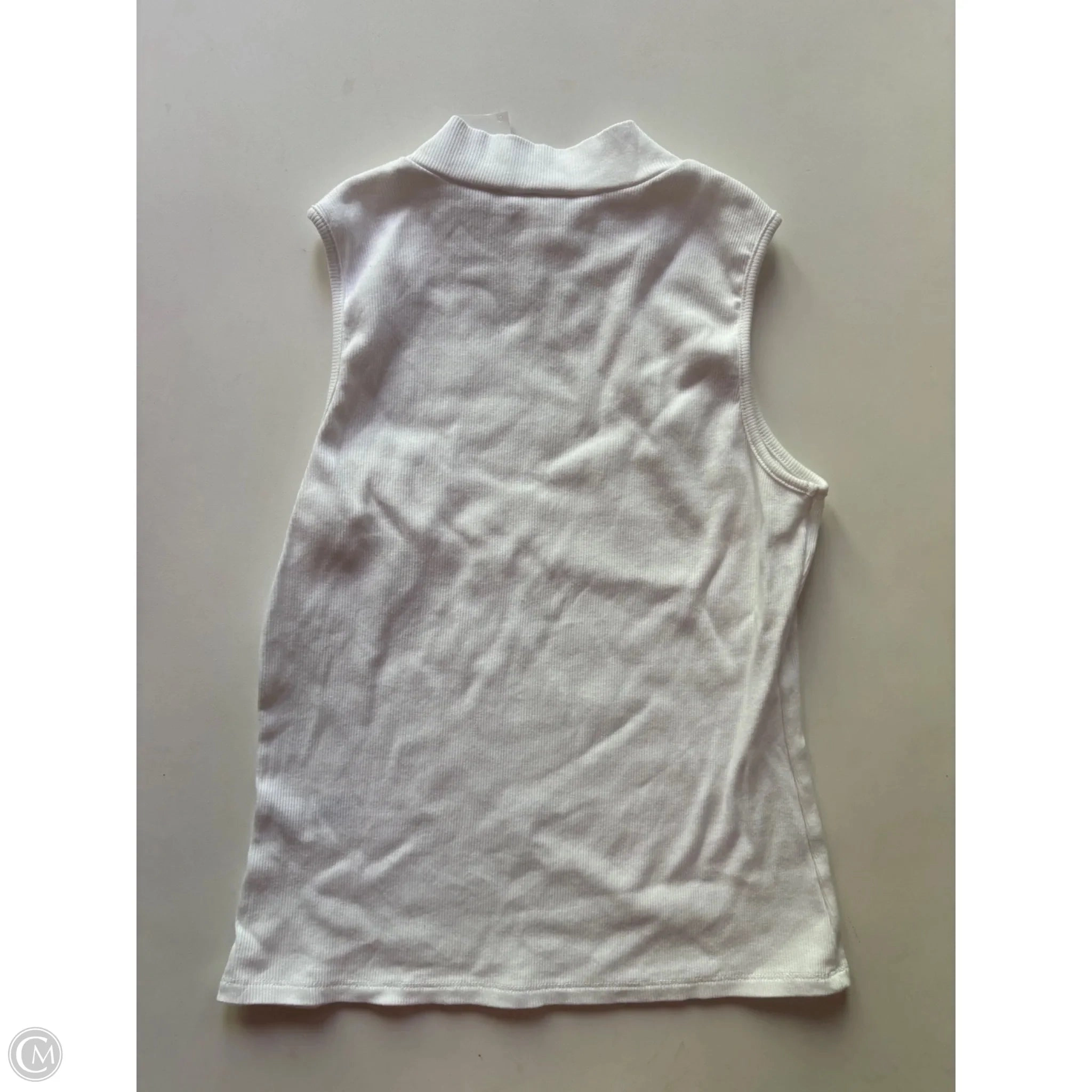 Top Sleeveless By Cyrus Knits In White, Size: M